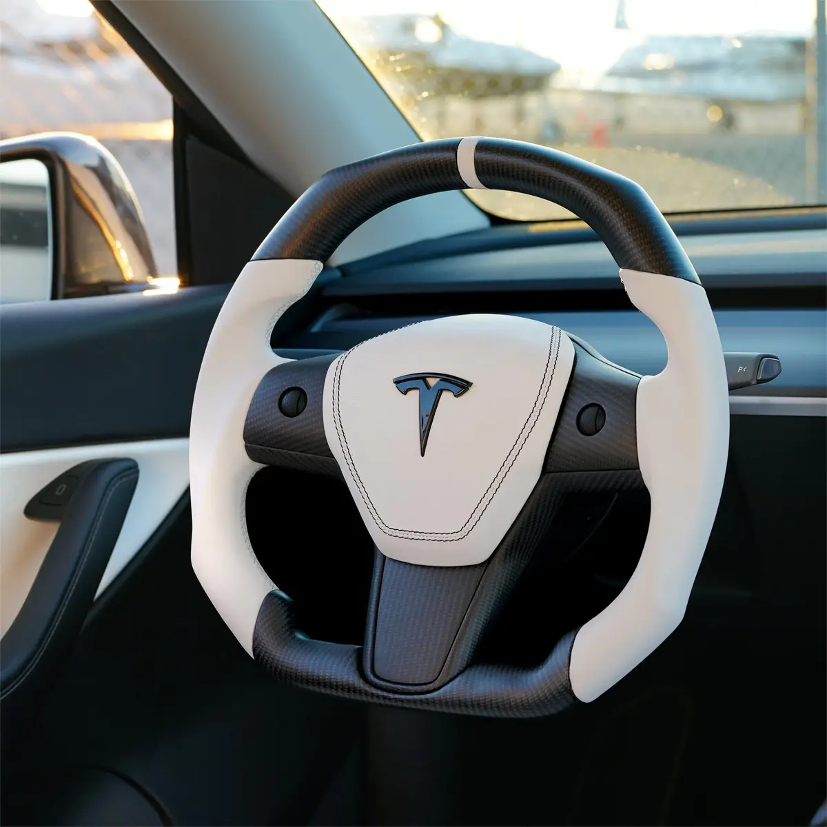 Square Carbon Fiber Steering Wheel For Tesla Model 3 / Y 【Style 42】 1