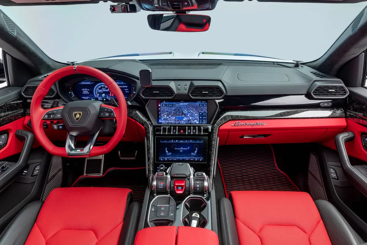 1016 Industries Carbon Fiber Interior Kit For Lamborghini Urus 1
