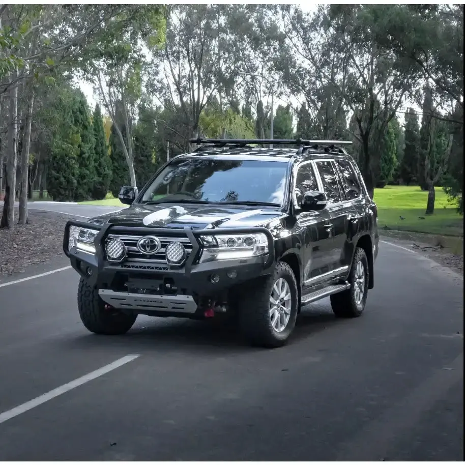 Toyota 200 2015+ Rockarmor Gt Steel Hoop Steel Bullbar 1