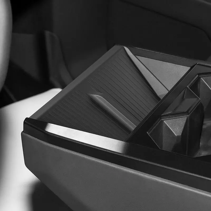 Wireless Charging Silicone Mat For Cybertruck 2